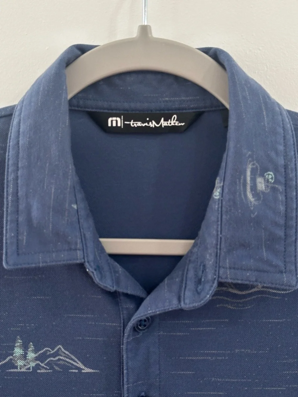 Travis Mathew Men's "Take A Whiff" Fishing & Lake Scene Polo - Size S - Picture 4 of 9
